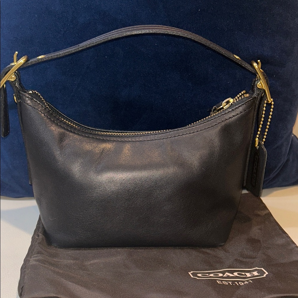 Coach Vintage Demi 9844 Black Hobo Baguette